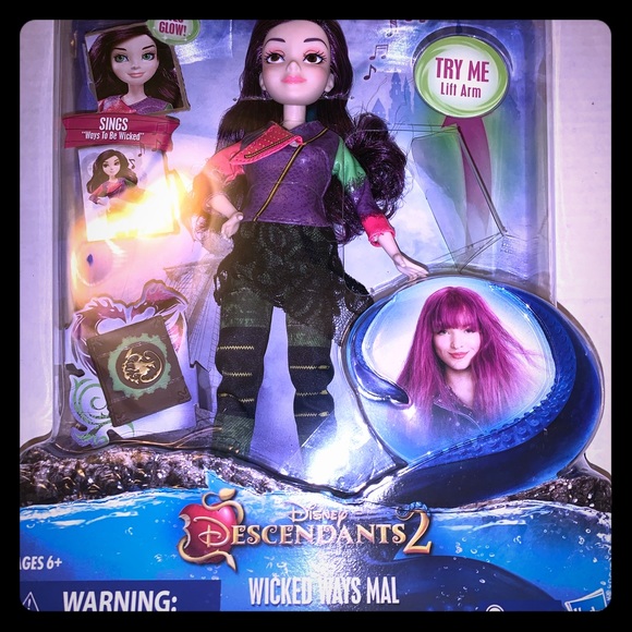 Disney Descendants 2 Wicked Ways Mal Doll// Sings Ways to be Wicked New